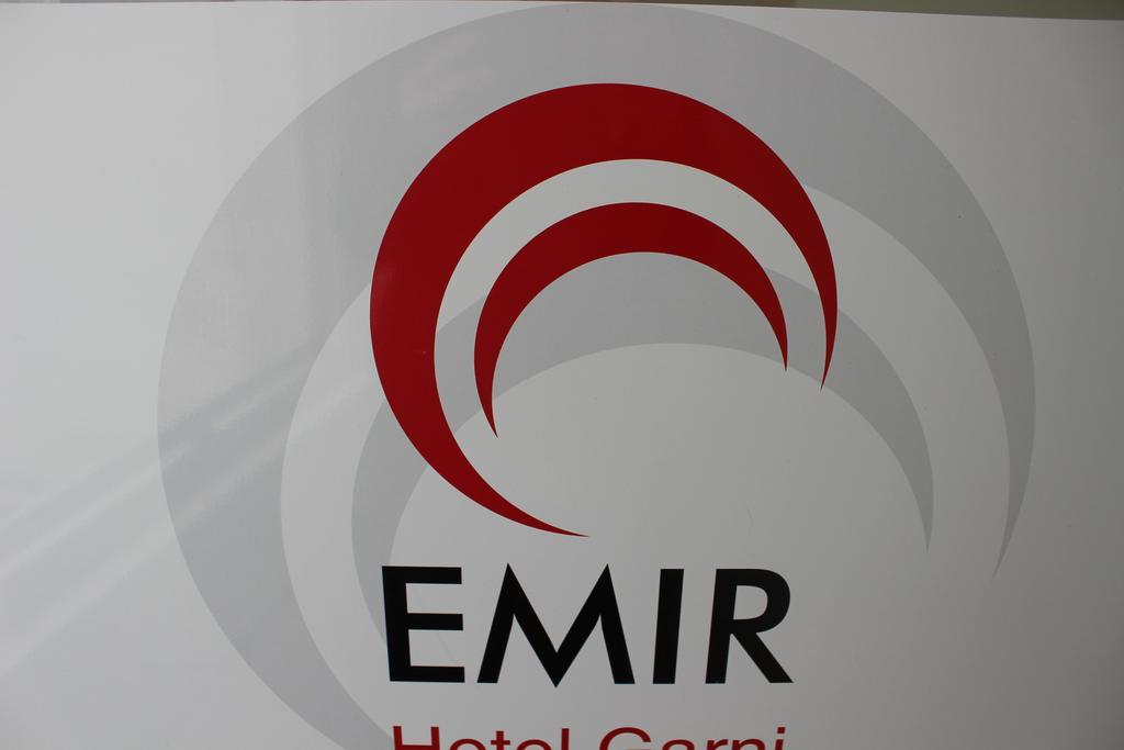 Hotel Garni Emir Colónia Exterior foto